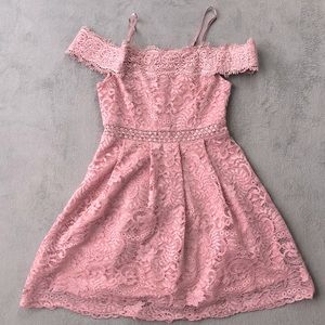Francesca’s Pink Lace Off-Shoulder Dress | Romantic | Size 6
